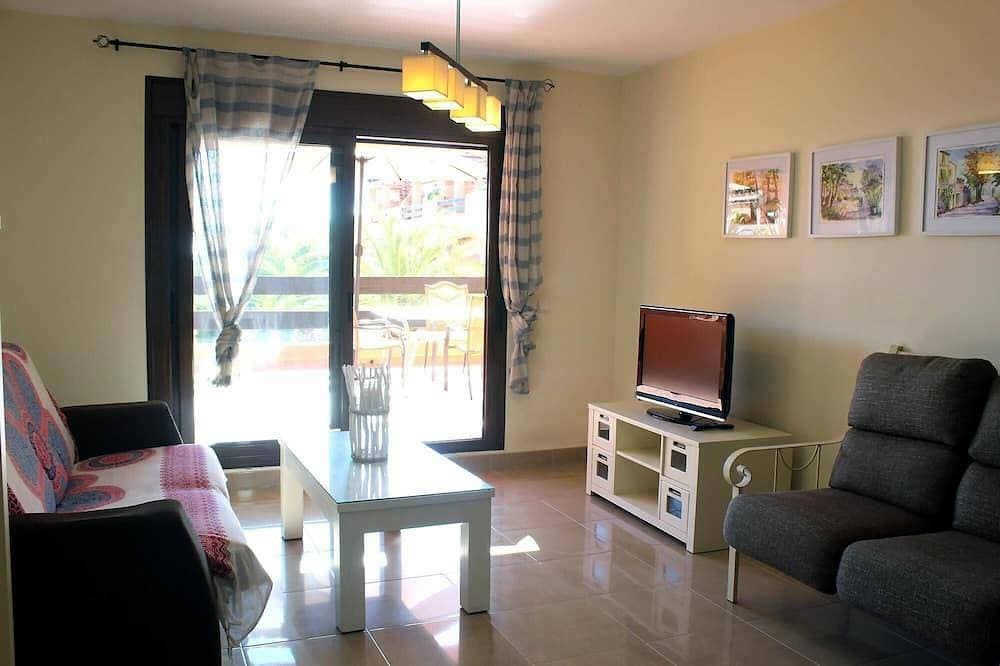 Foto 5 von 21: Ein-Zimmer-Wohnung in erster Linie in Estepona. Costa del Sol