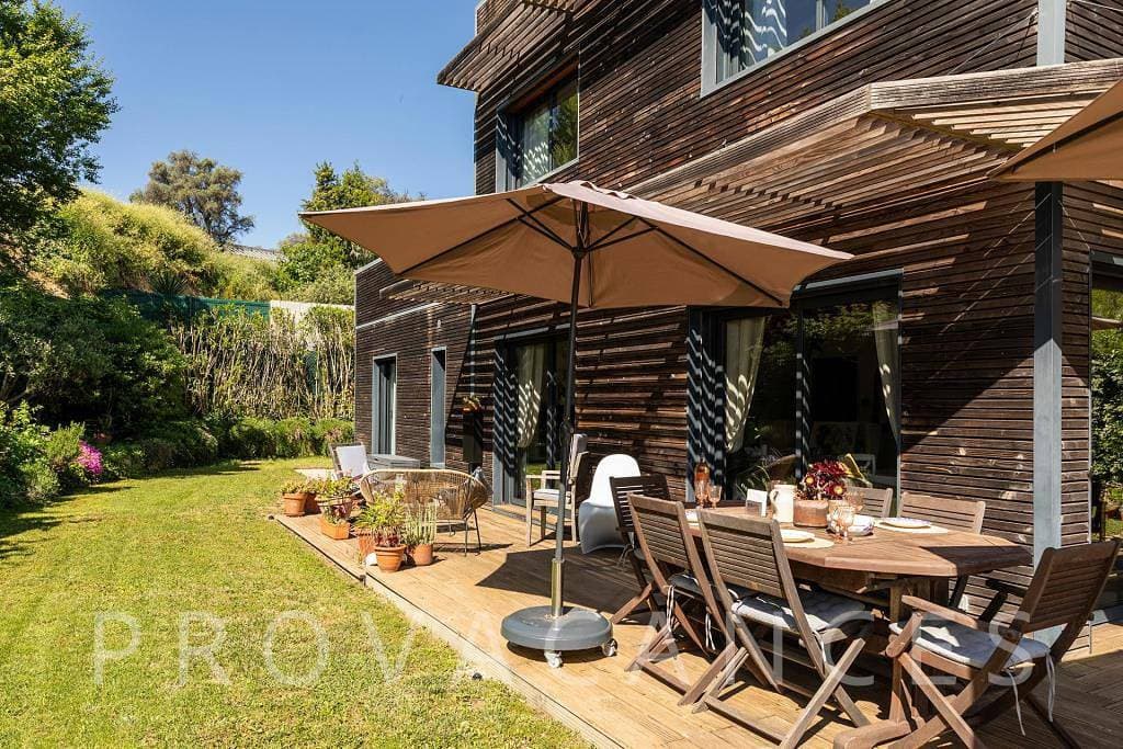Foto 9 von 48: Moderne Villa nur wenige Gehminuten vom charmanten Vence entfernt