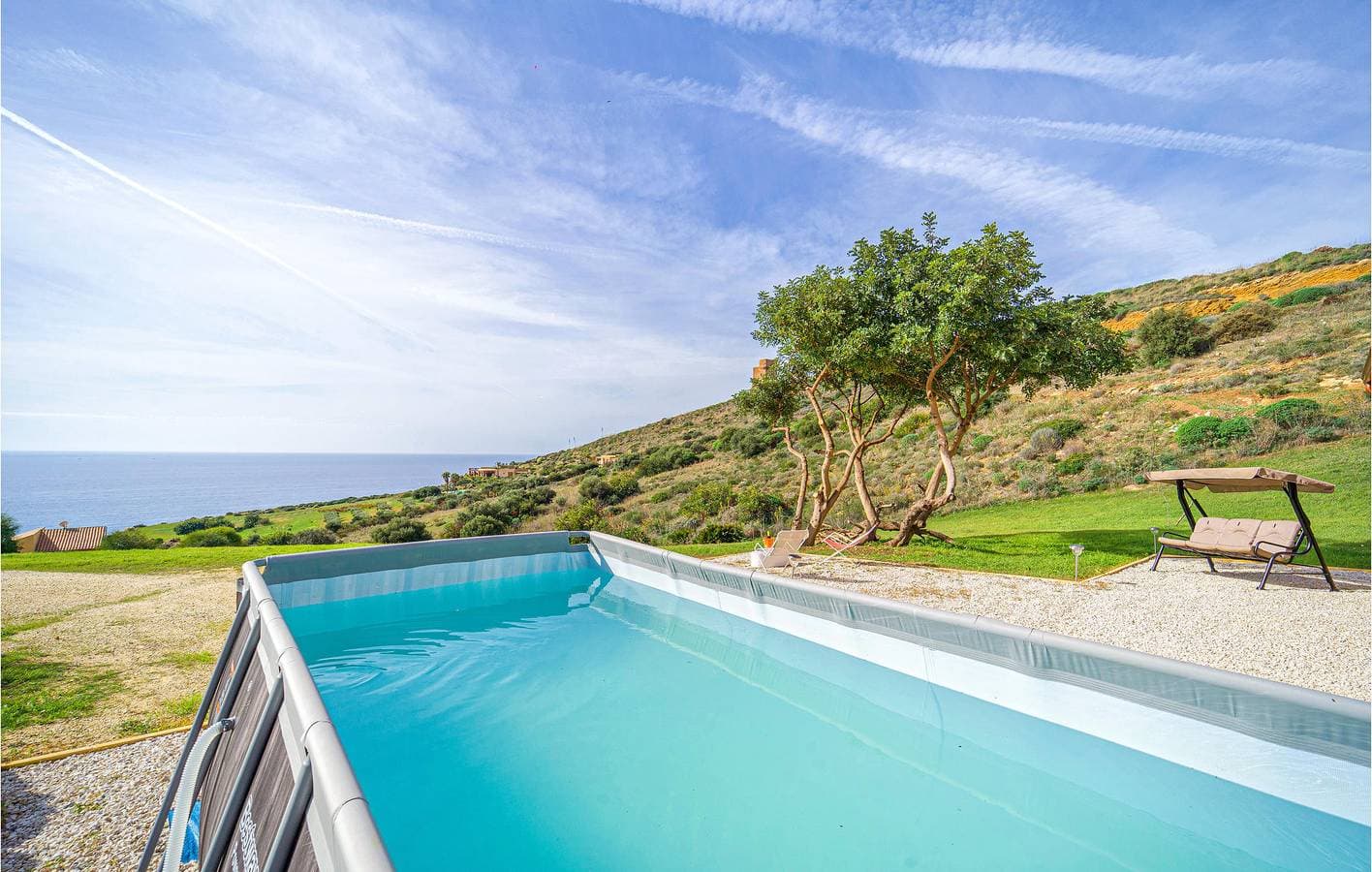 Foto 9 von 27: Apartment mit Meerblick, Pool und Garten
