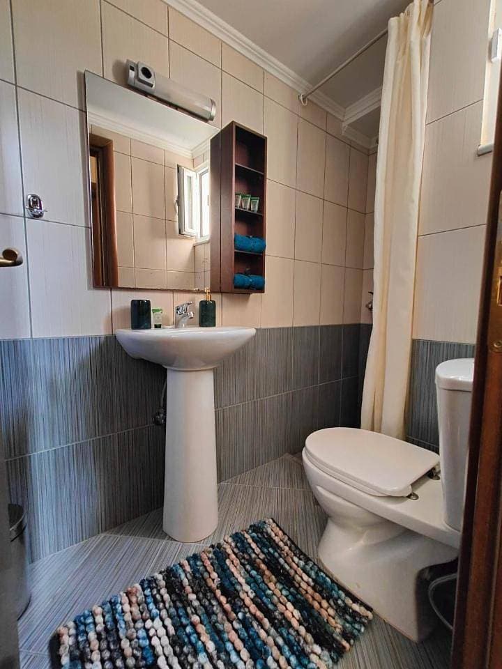Foto 12 von 29: Three-Bedroom Home