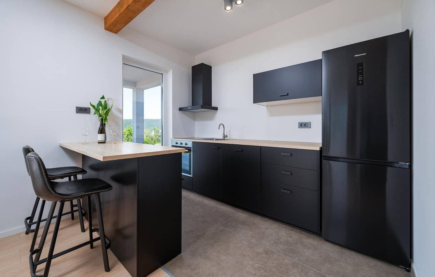 Foto 6 von 41: Gemütliche 2-Zimmer-Wohnung mit Terrasse, WLAN und Parkplatz in Küstennähe