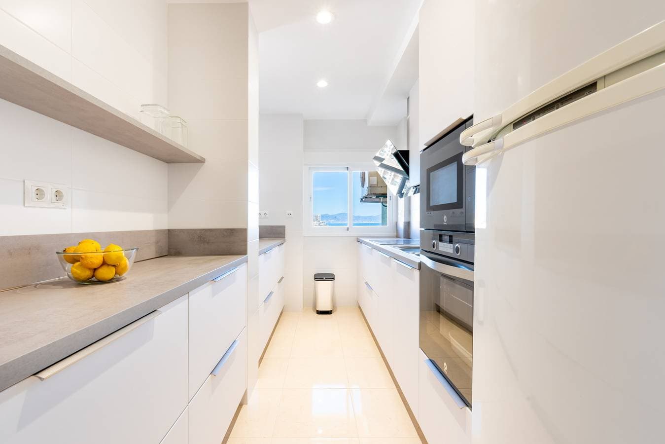 Foto 4 von 23: La Carihuela Beachfront II | Stilvoller Komfort am Meer