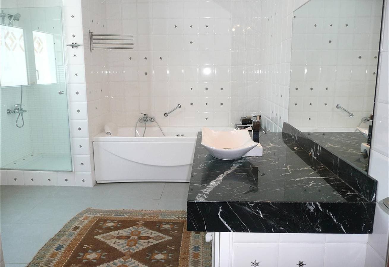 Foto 9 von 33: Wunderschöne Villa am Strand mit Meerblick, privatem Pool und WLAN