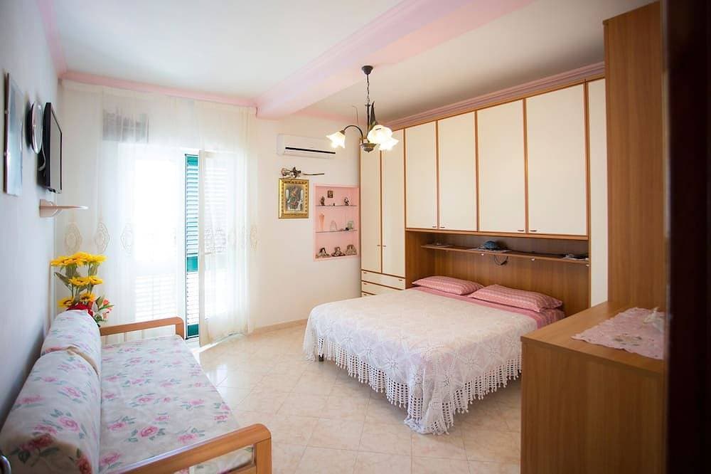 Foto 5 von 26: Enchanting Sea View Apartment with Terrace
