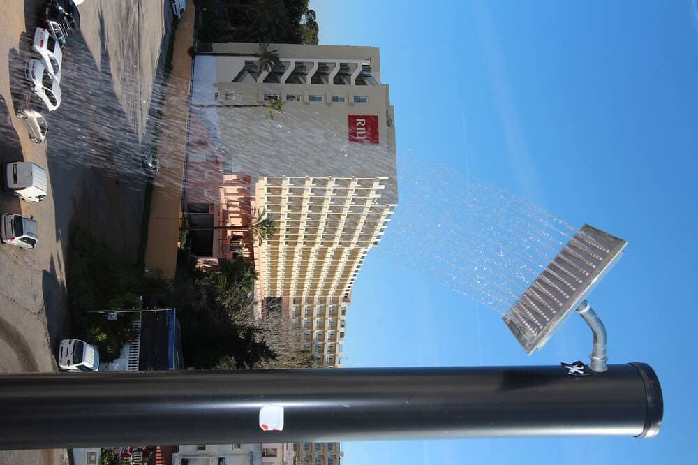 Foto 12 von 20: 300 m vom Strand entfernt befindet sich ein Penthouse mit 2 Schlafzimmern und einer fantastischen Terrasse.  Zentrum, Kabelfernsehen