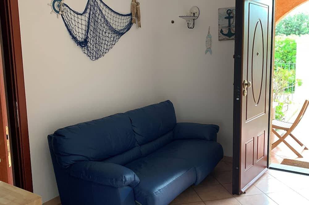 Foto 4 von 20: Cozy cottage near the sea, in a quiet and peaceful village