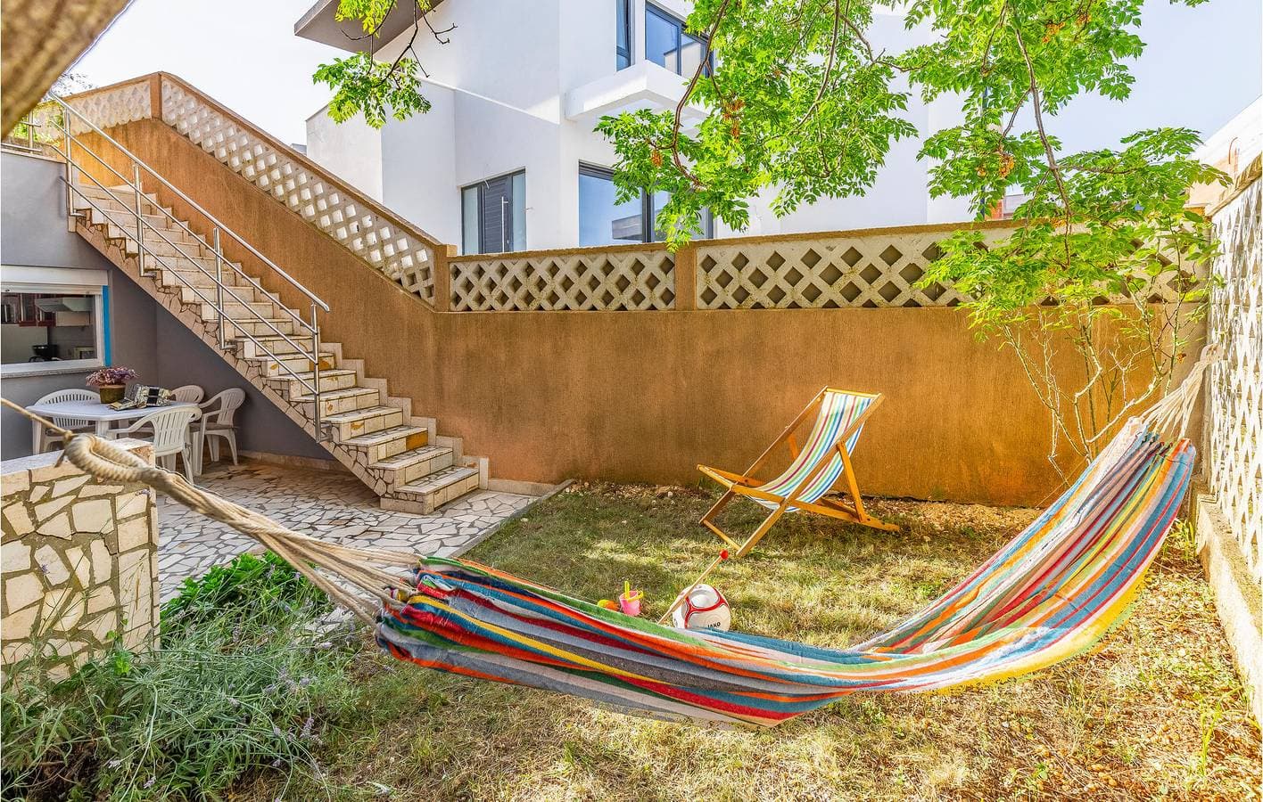 Foto 4 von 27: Gemütliche 1-Zimmer-Wohnung mit WLAN und Terrasse, 1,5 km vom Strand Bijeca entfernt