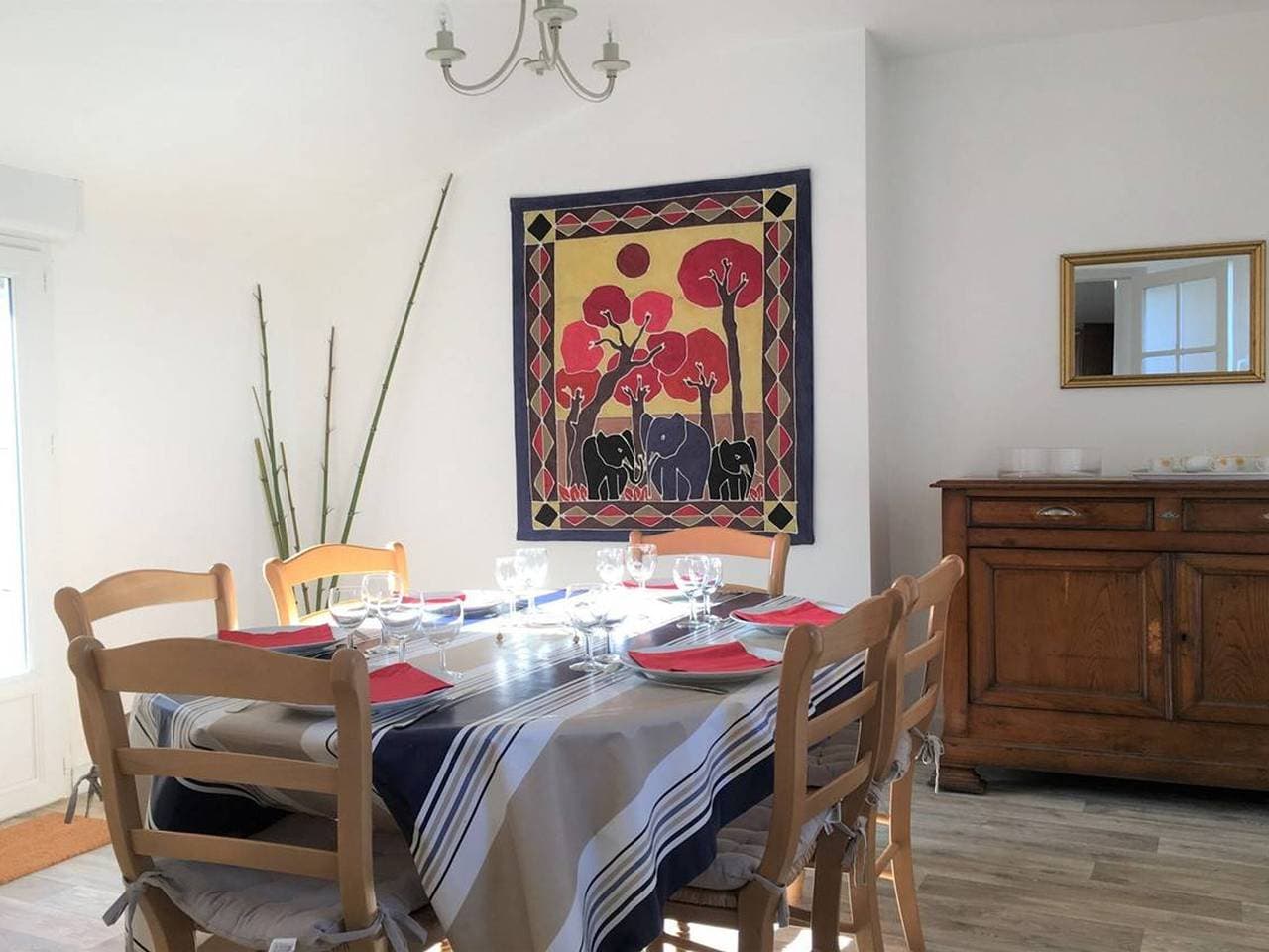 Foto 9 von 15: Renoviertes Bretonenhaus mit WIFI in Trébeurden, 3 Schlafzimmer für 6 Pers. Privatparkplatz