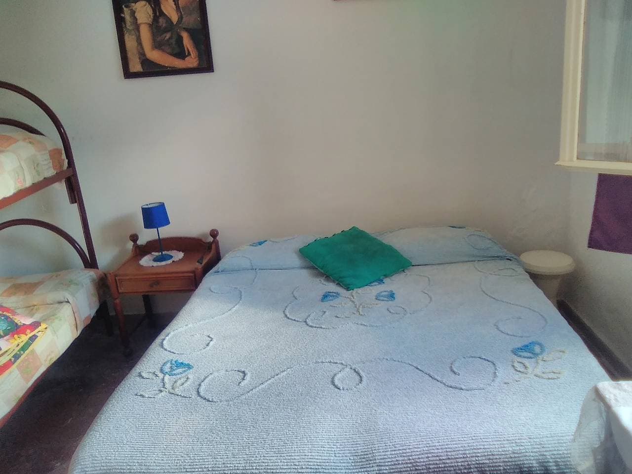 Foto 5 von 12: Einzelzimmer mit Gemeinschaftsbad