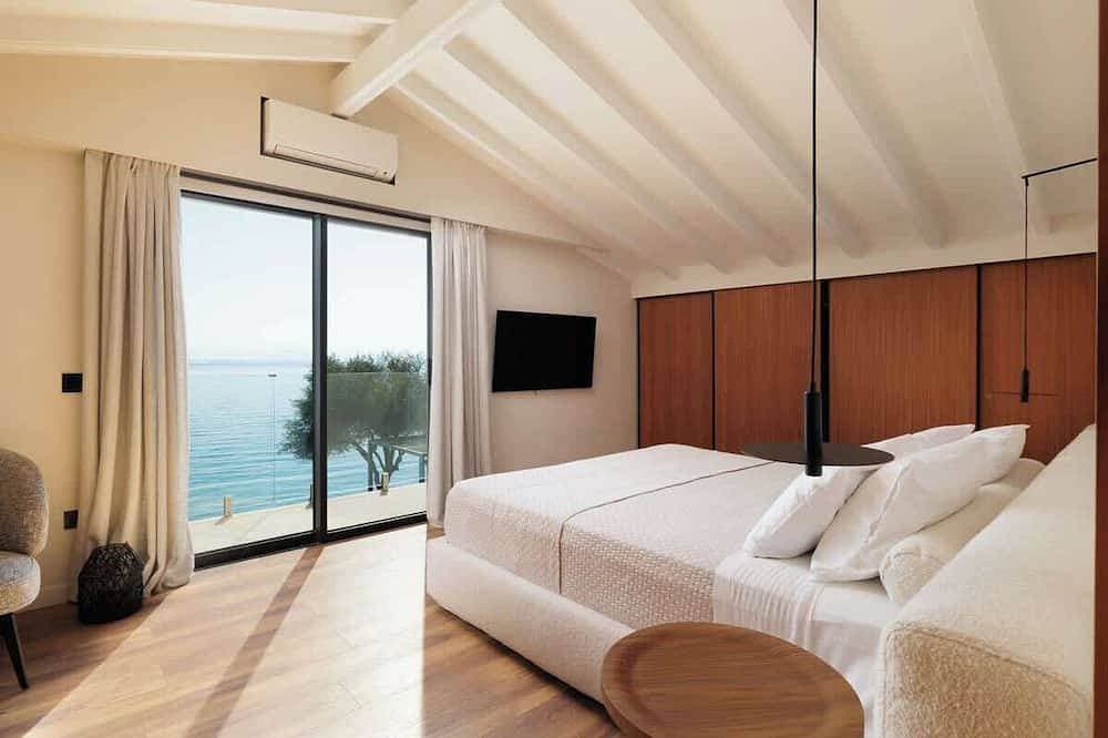 Foto 2 von 30: Villa Alia, Modern Comfort Direct Beach Access