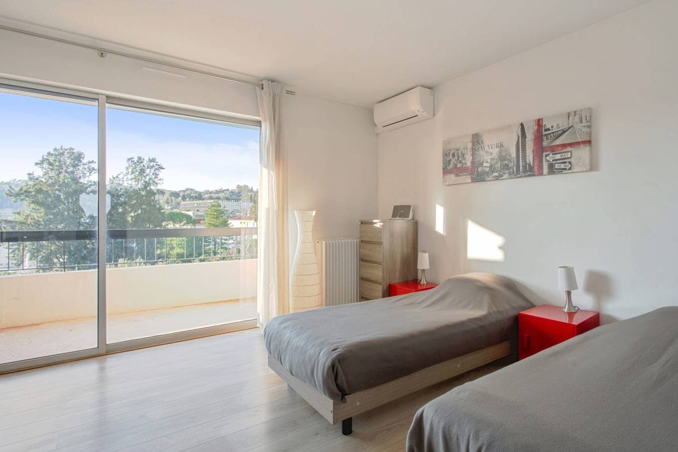 Foto 5 von 12: Wohnung mit Parking, Terrasse & Aussicht in Villeneuve-Loubet - Welkeys