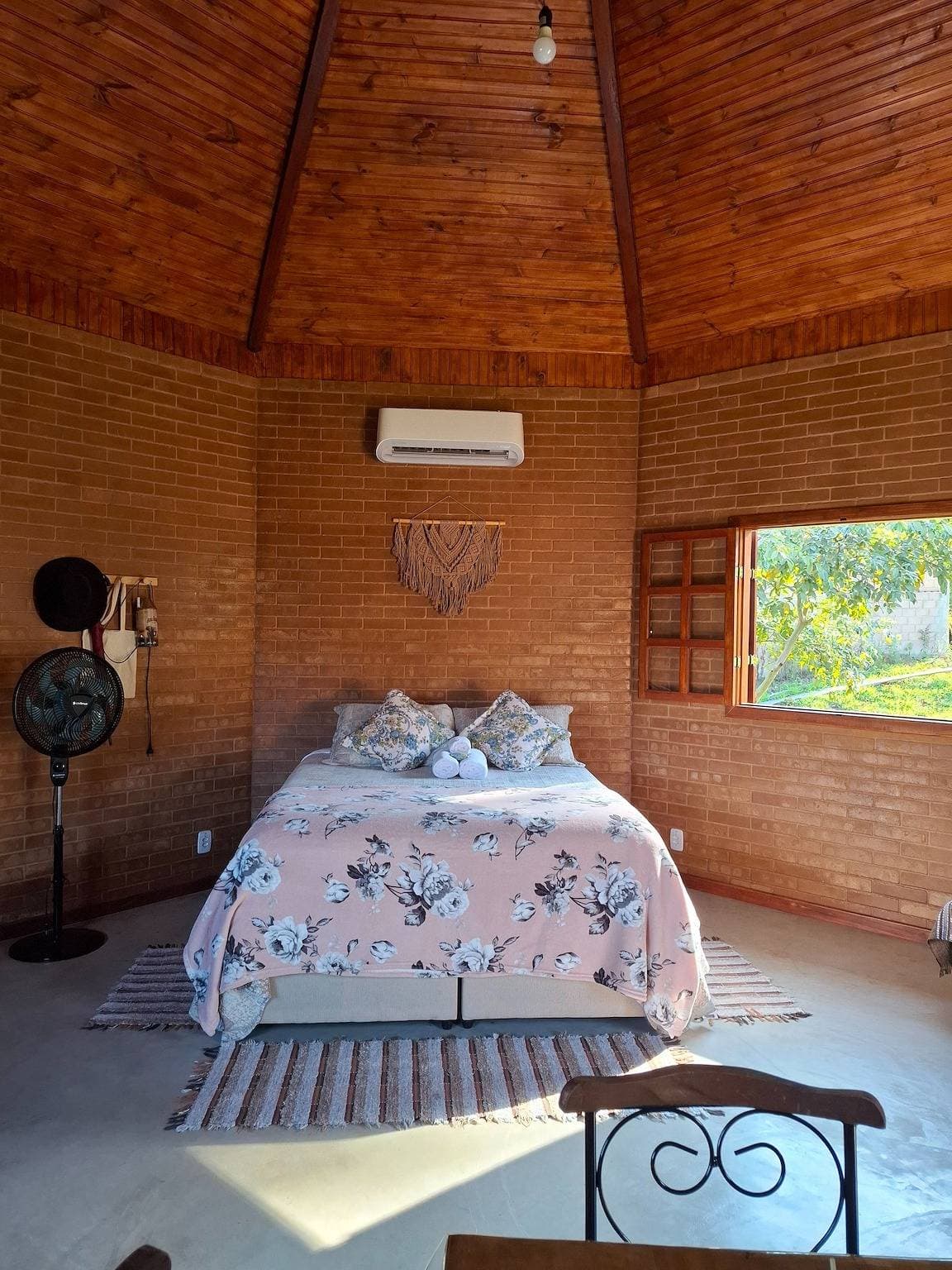 Foto 4 von 33: Unterkunft in der Casa Do Chapéu Caparaó – Cabana Estrela