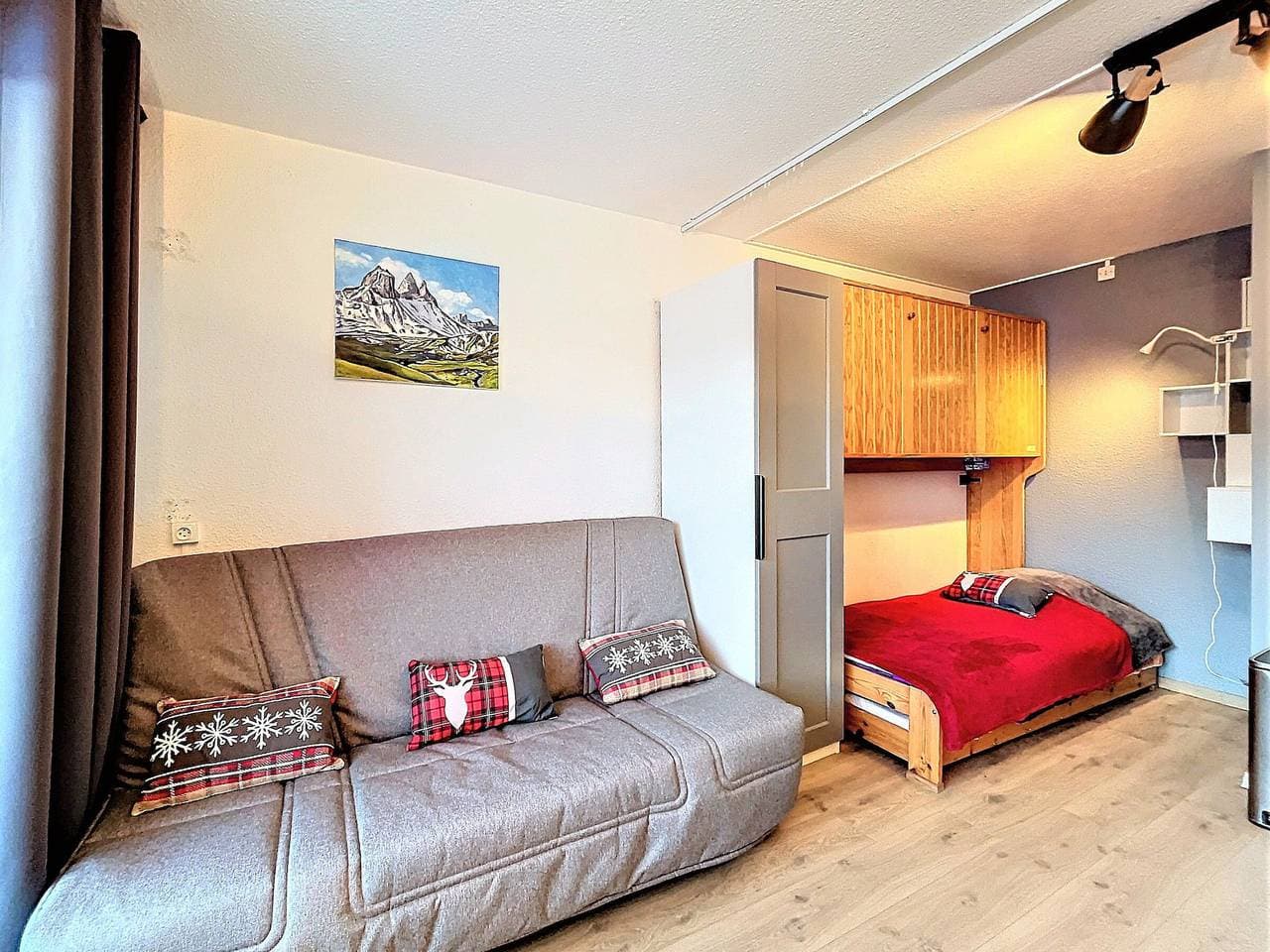 Foto 6 von 23: Helles Studio für 4, direkt an der Piste, Balkon, WIFI