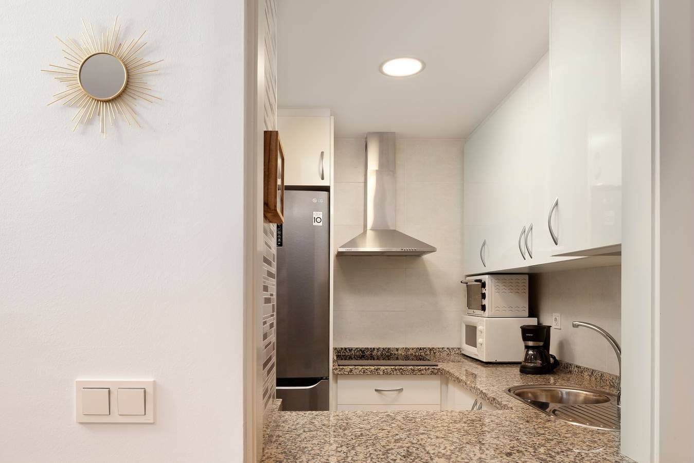 Foto 8 von 27: Apartment 'Playamarinsa' mit Meerblick, WLAN und Klimaanlage