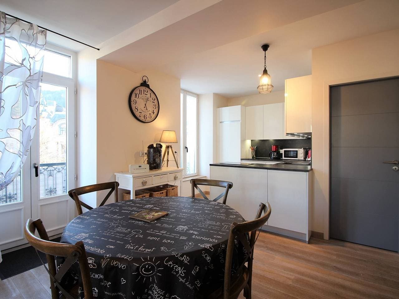 Foto 5 von 12: T3 in La Bourboule mit Parkplatz und WiFi - Ideal für 4 Personen