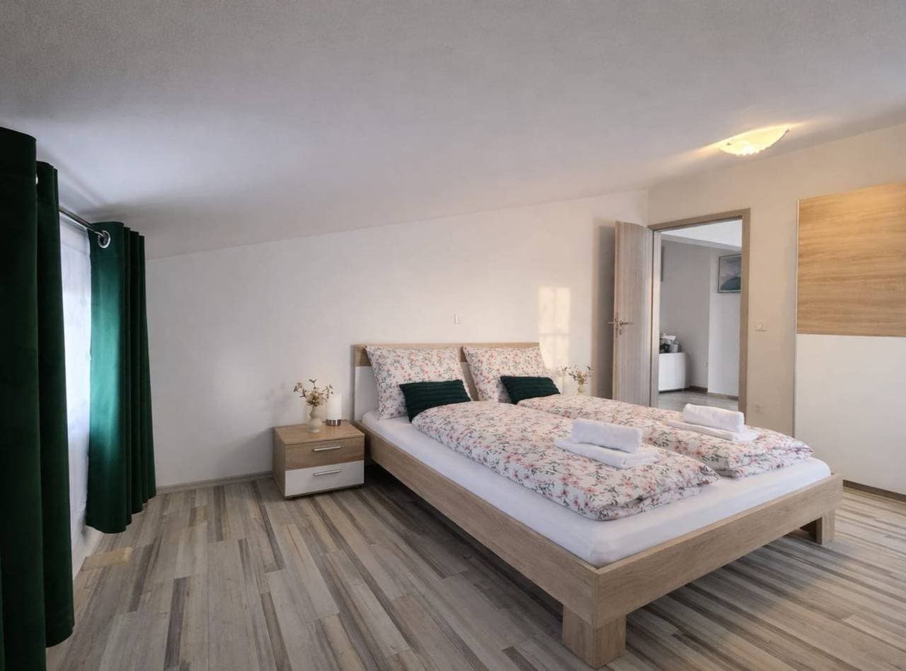 Foto 8 von 15: Ferienwohnung für 4 Personen mit Meerblick