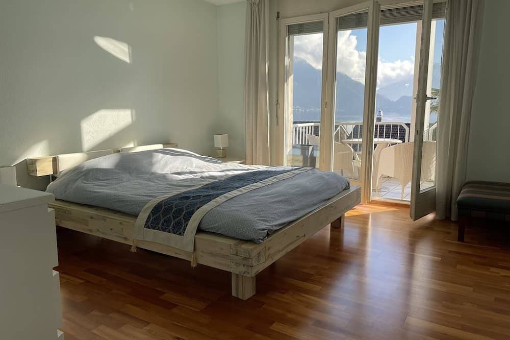 Foto 4 von 30: Haus am Vierwaldstättersee. Erstaunliche Aussicht, 5 Schlafzimmer und Gärten