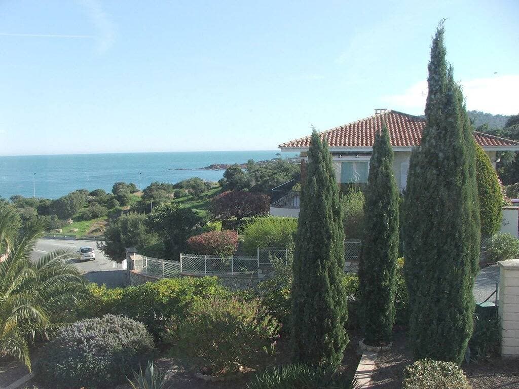 Foto 6 von 20: Ferienwohnung in Agay mit Schwimmbecken