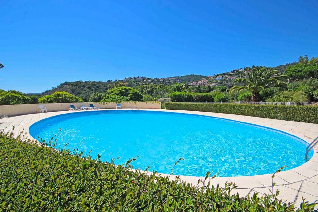 Foto 4 von 17: Villa für 8 Personen mit Garten