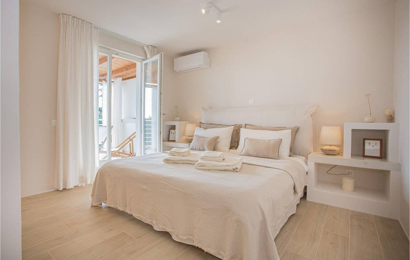 Foto 4 von 29: Gemütliche 85 m² große Wohnung mit Pool, Terrasse und Parkplatz in Kadumi
