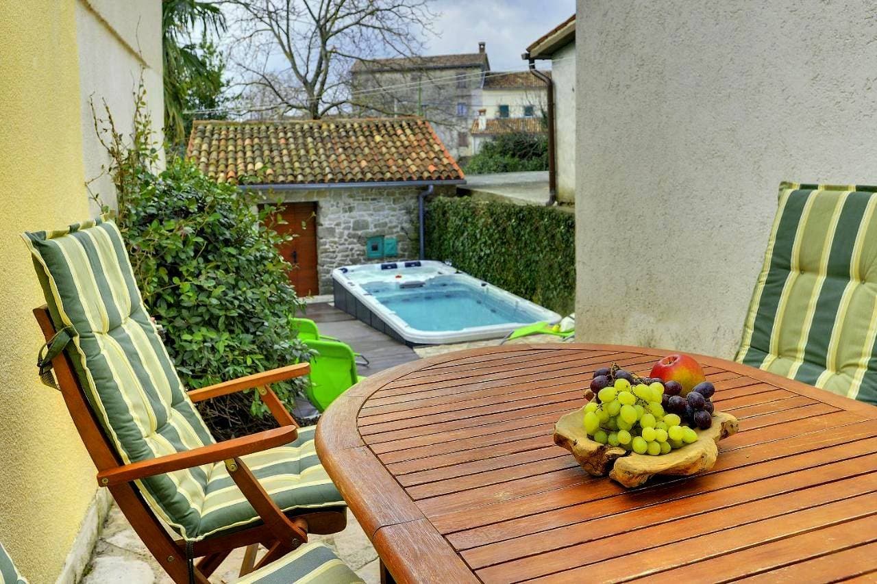 Holiday Home Ruža 1