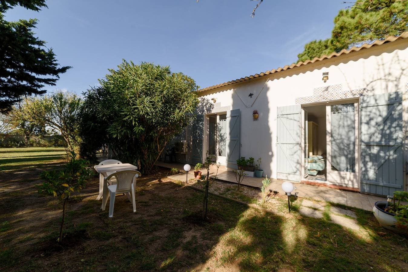 Foto 4 von 22: Bed and Breakfast 'Chambre Double Classique' mit gemeinsamem Garten und Klimaanlage