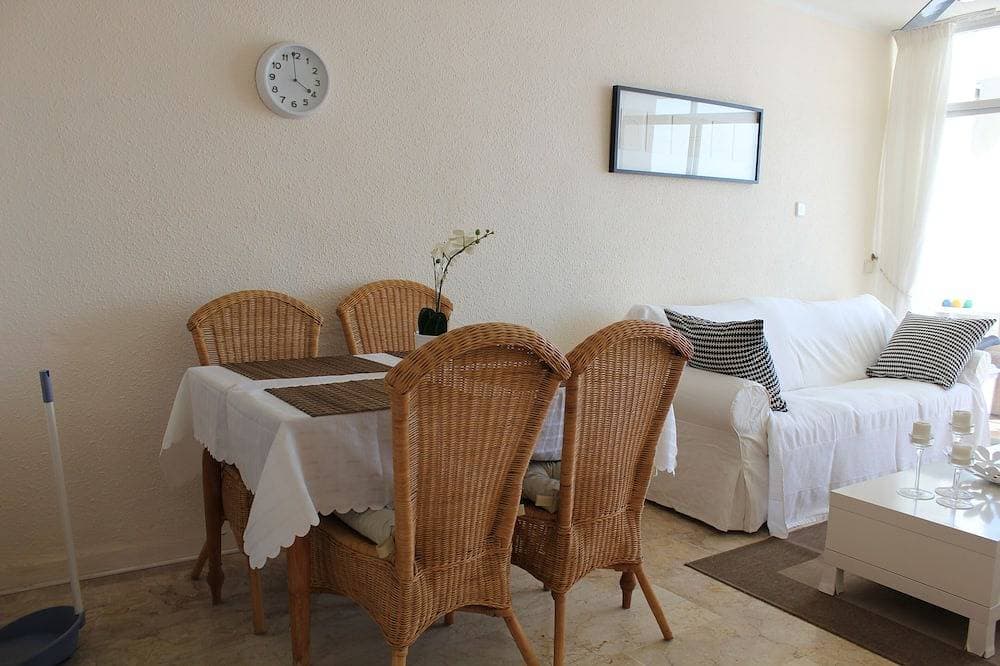 Foto 11 von 24: Superb Front Line Apartment