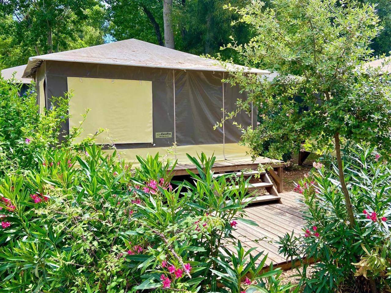 Foto 6 von 11: Lodge - family tent