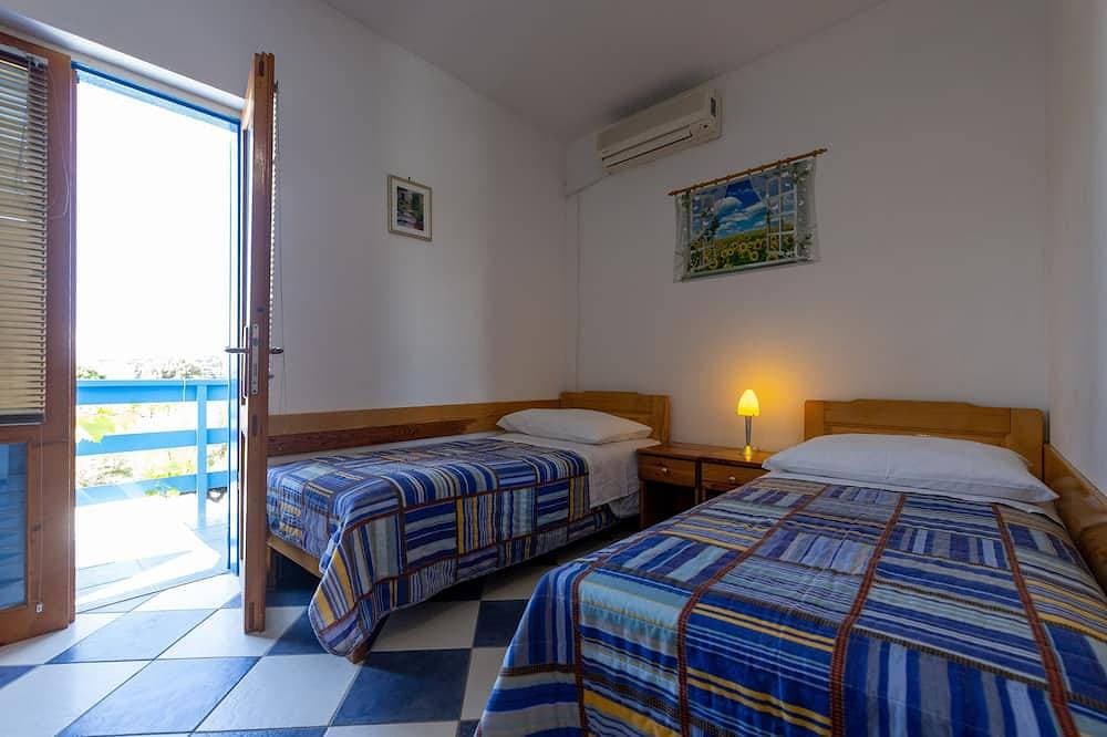 Studio Appartement mit Balkon Sucuraj, Hvar 1