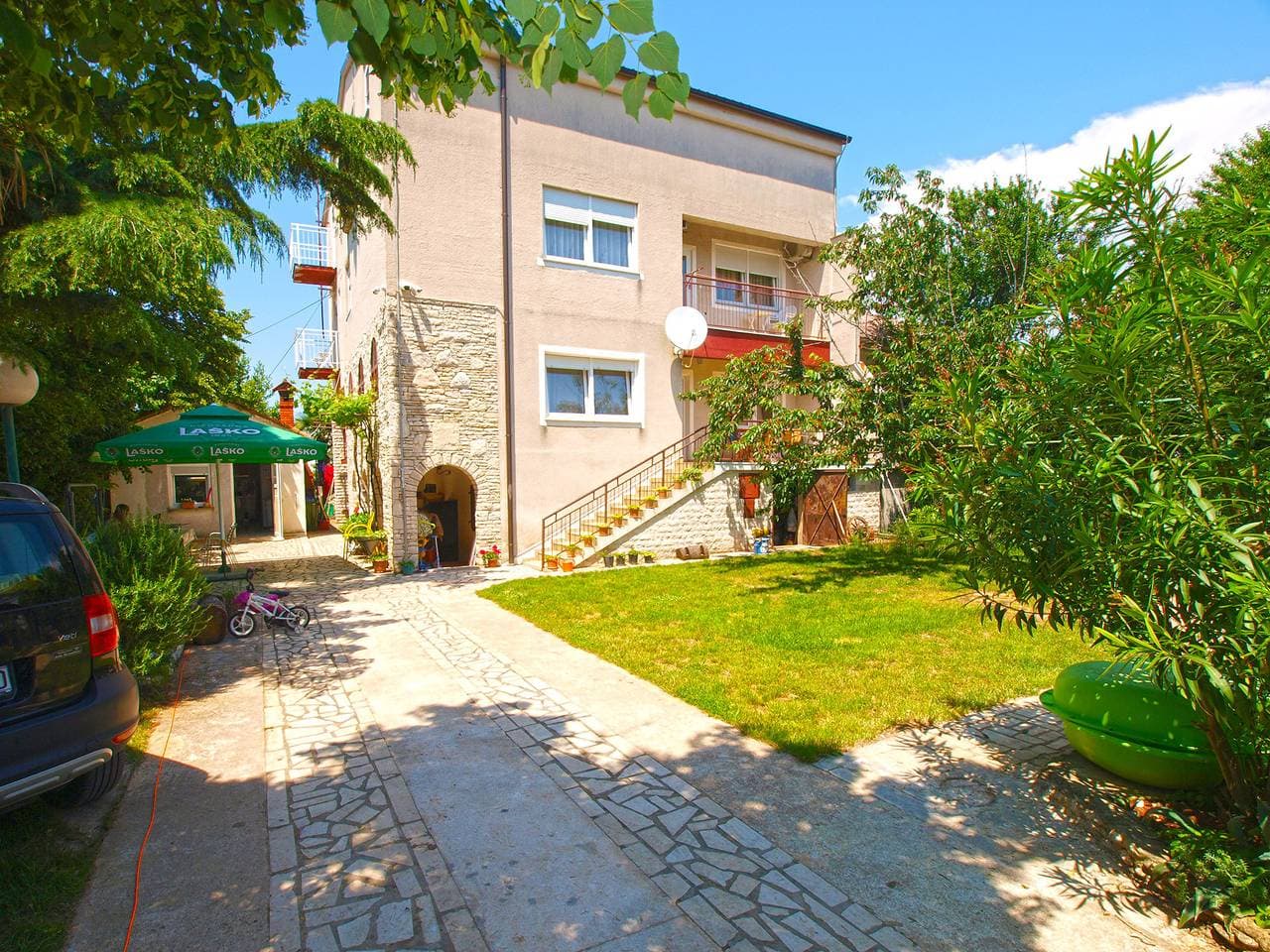Foto 5 von 31: Ferienwohnung für 4 Personen mit Terrasse