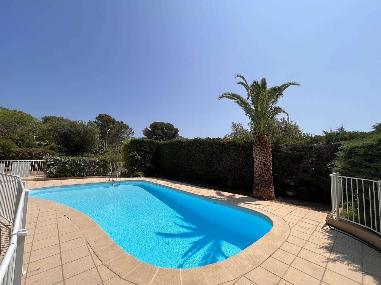 Foto 13 von 20: Ruhige Wohnung mit Terrasse in St Raphaël, strandnah