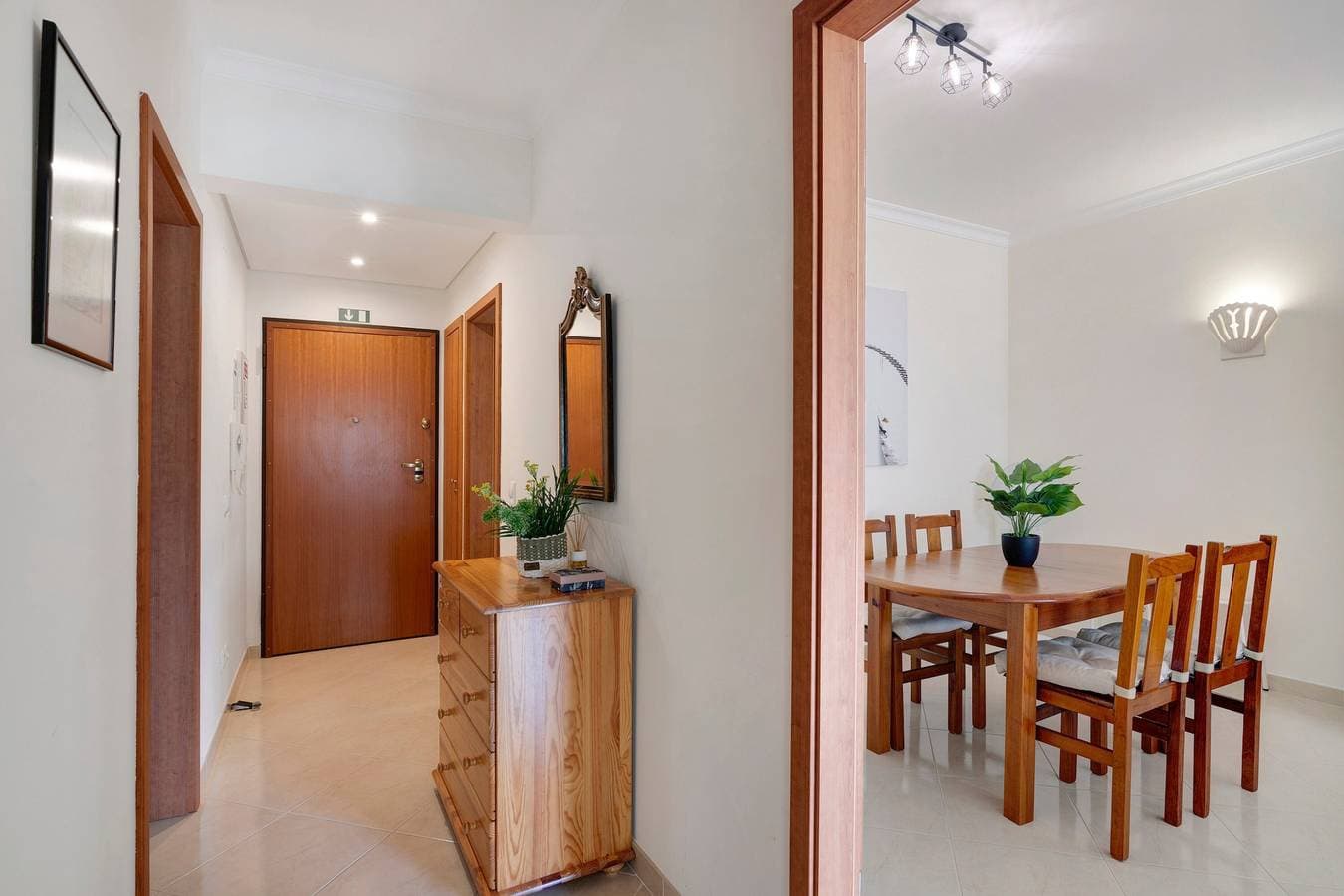 Foto 7 von 23: Ferienhaus „Zuri“ mit Balkon und WLAN