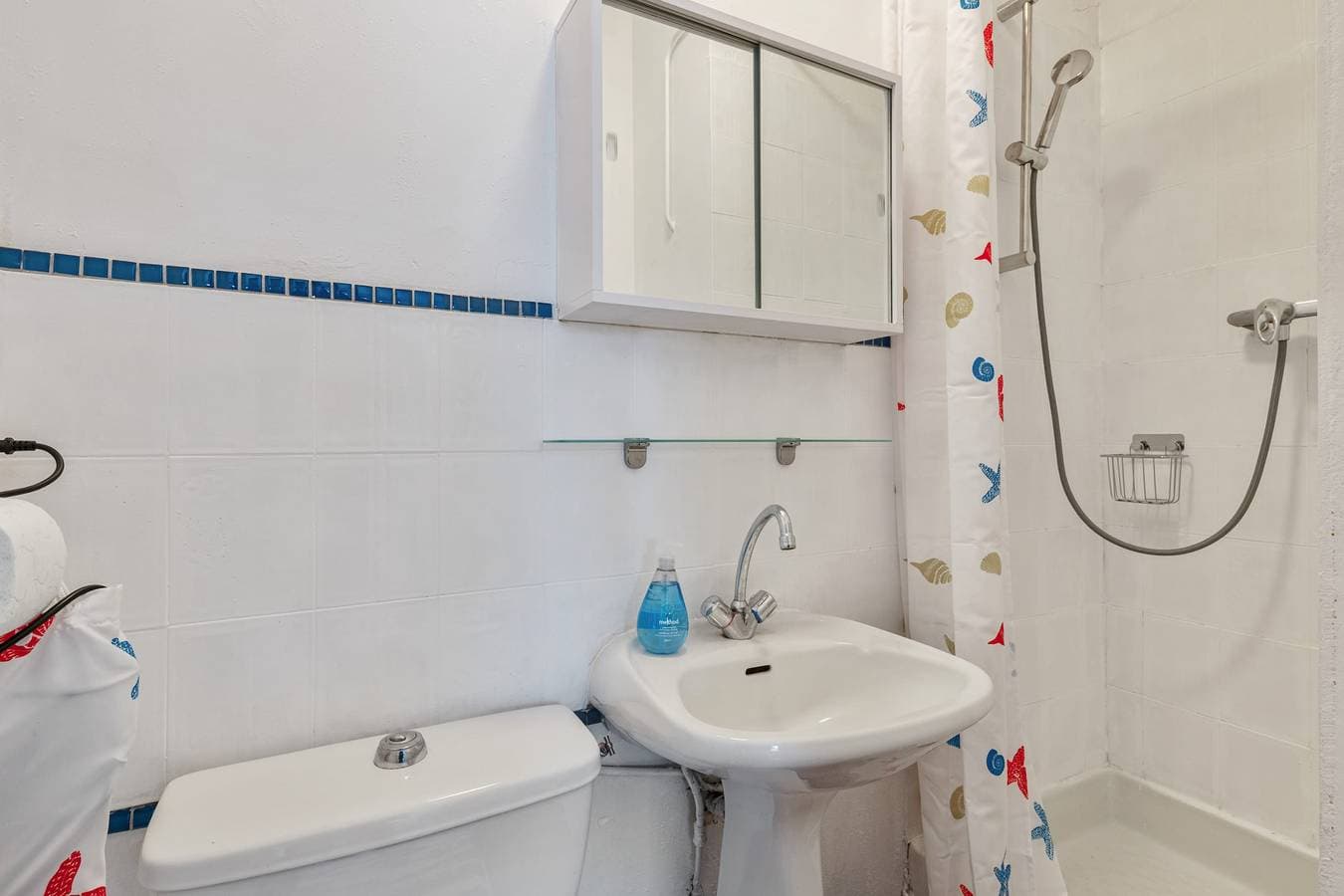 Foto 11 von 12: Charmantes Studio mit Pool und Garten in Six-Fours-les-Plages - Welkeys
