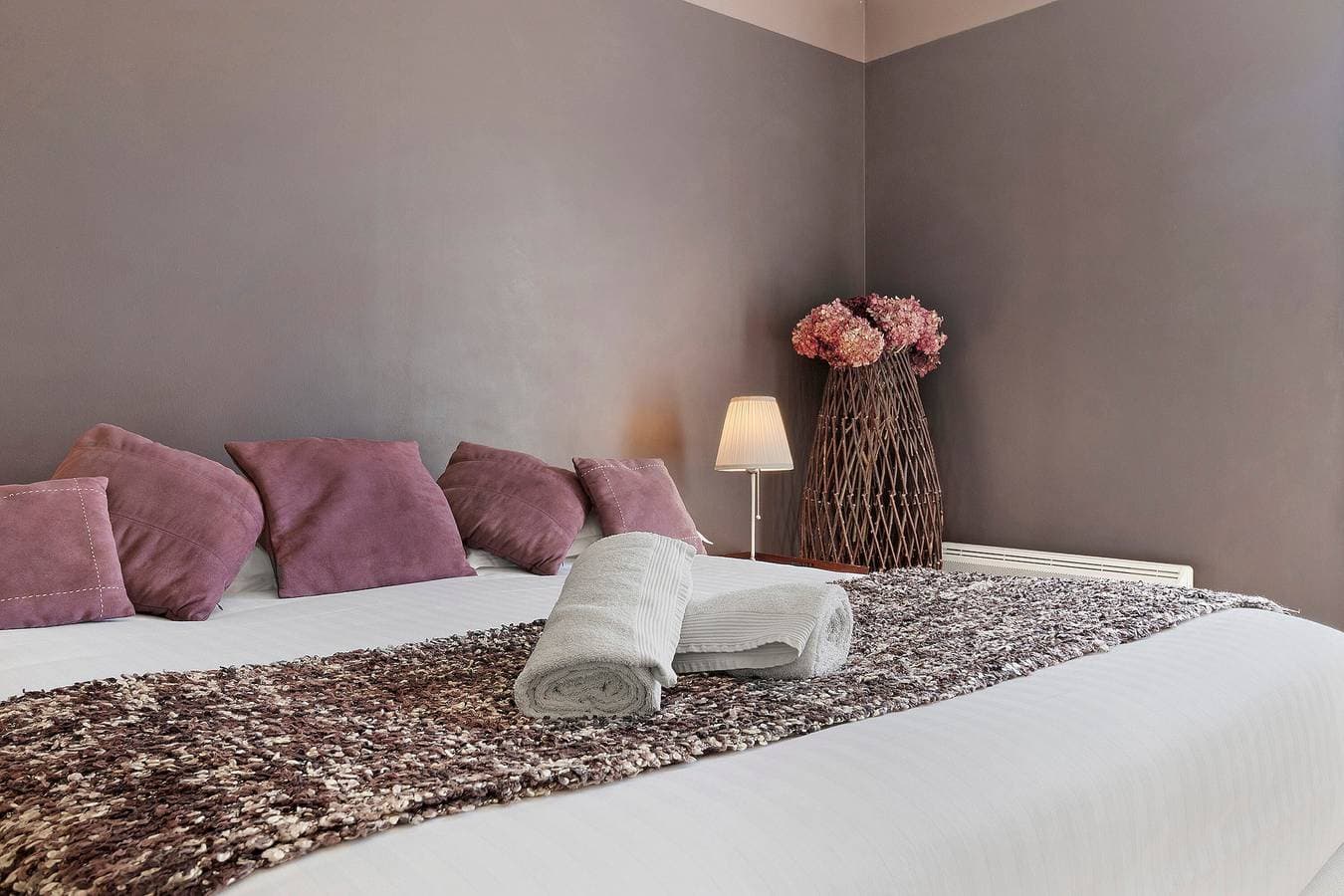 Foto 9 von 30: Gästezimmer „Aubergine“ mit Gemeinschaftspool nahe Sarlat