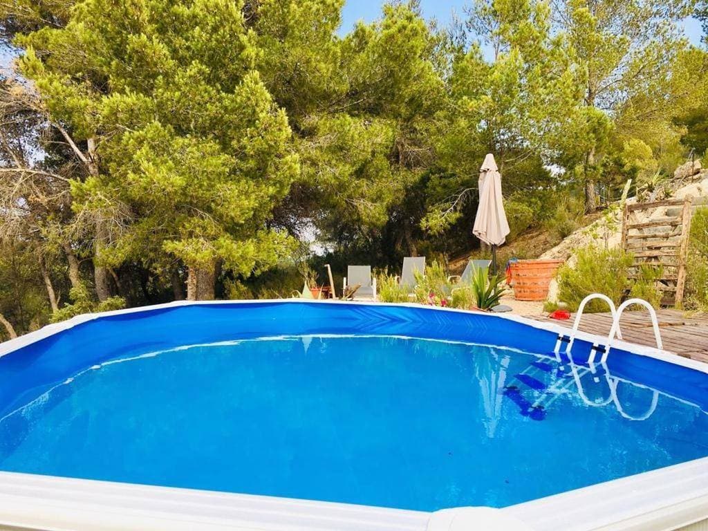 Foto 4 von 32: Three-Bedroom House