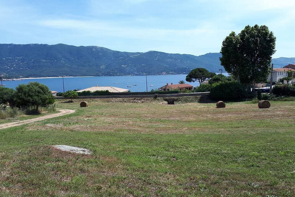 Foto 13 von 30: Freistehende Ferienvilla, Meerblick, 100 m zum Strand, 8.500 m² Grdst.