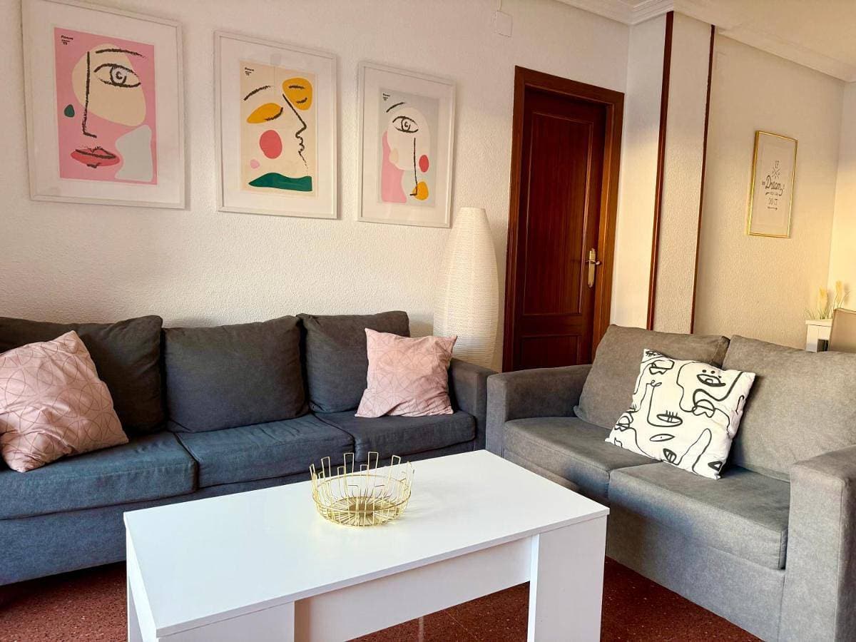 Foto 5 von 44: Three-Bedroom Apartment