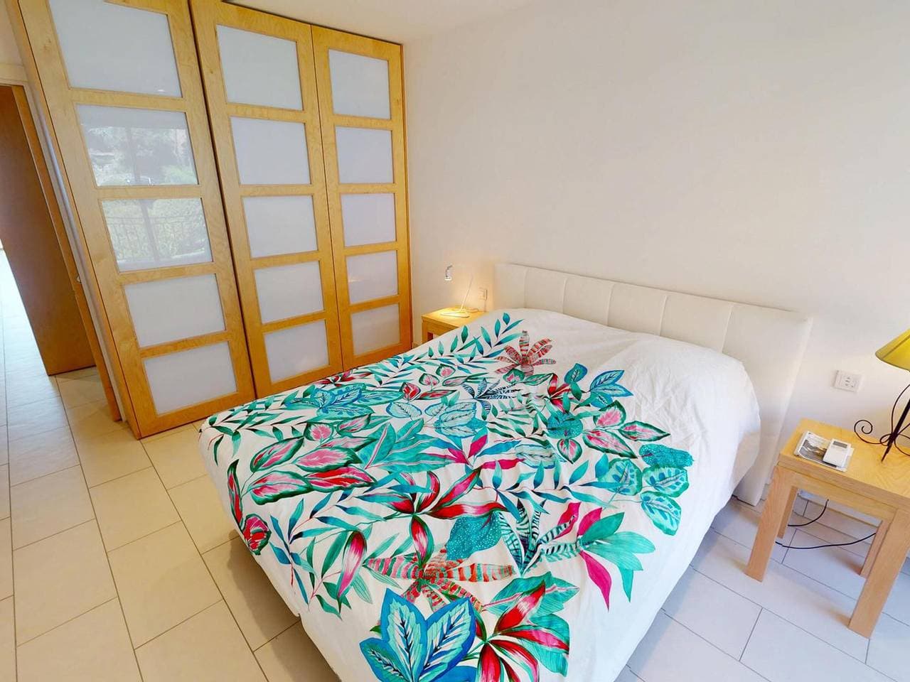 Foto 7 von 17: Geräumiges renoviertes 2P mit Meerblick, Terrasse und Garage