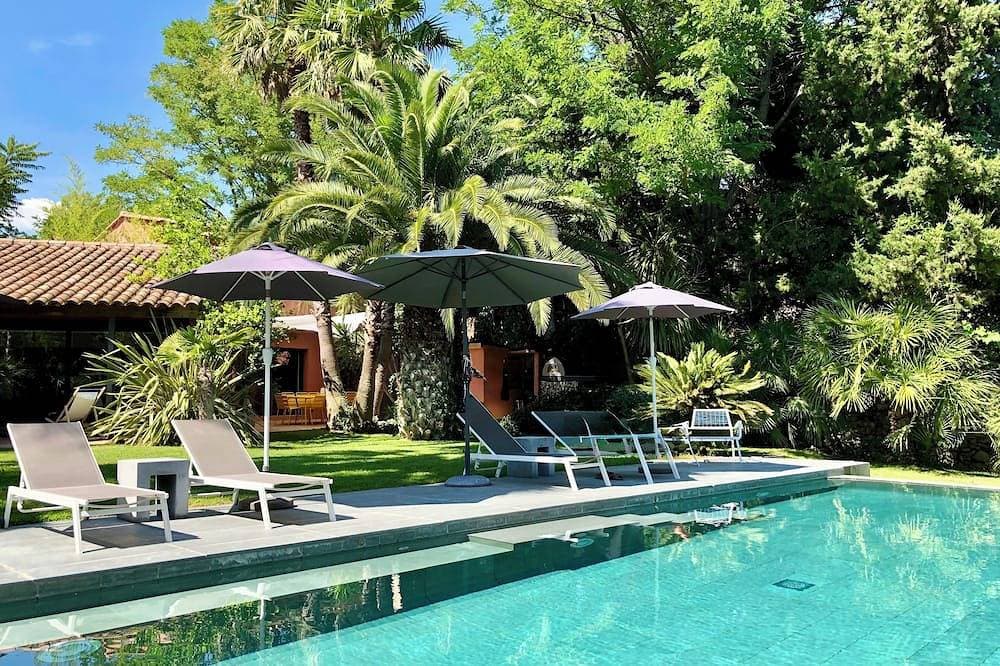 Luxuriöser Architektenpool & Jacuzzi-Villa in der Provence, in der Nähe der Strände 1
