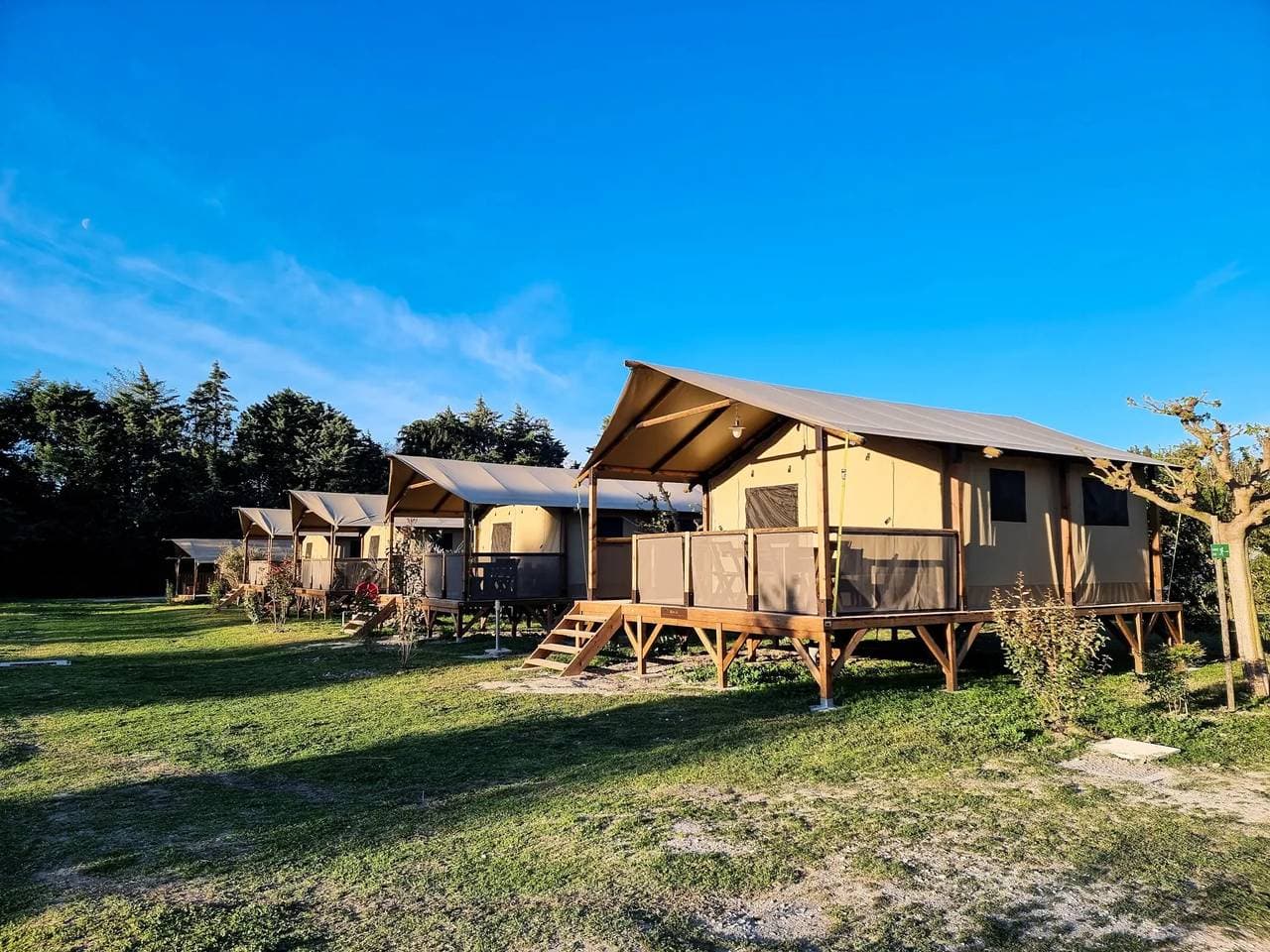 Foto 7 von 28: Zelt Moorea 5,5m² 1 zimmer - ohne Sanitäranlagen 2 Personen