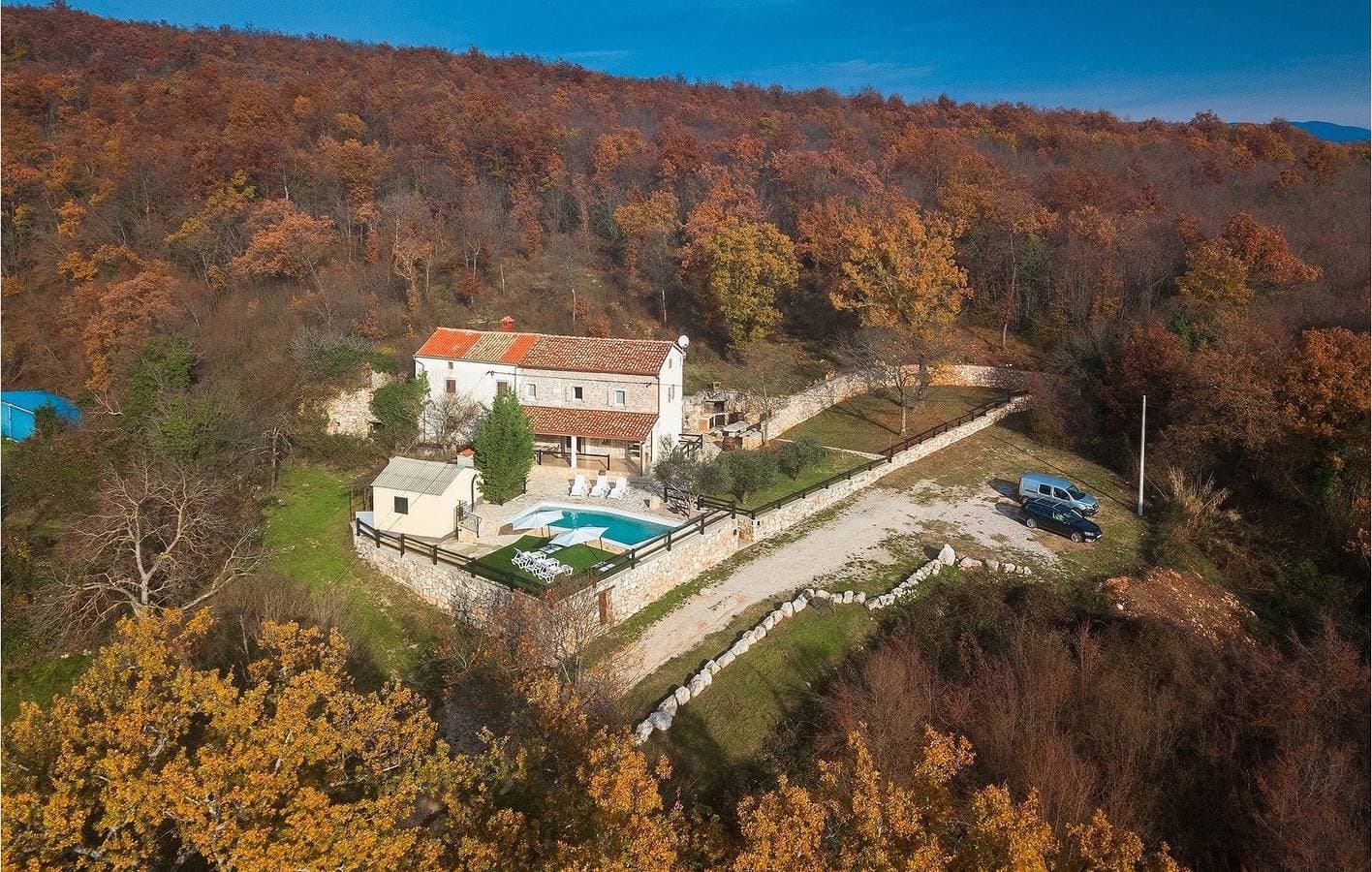 Foto 3 von 48: Sonnige 2-Zimmer-Wohnung mit Pool, WLAN und Parkplatz in der Nähe des Stadtzentrums von Vinez