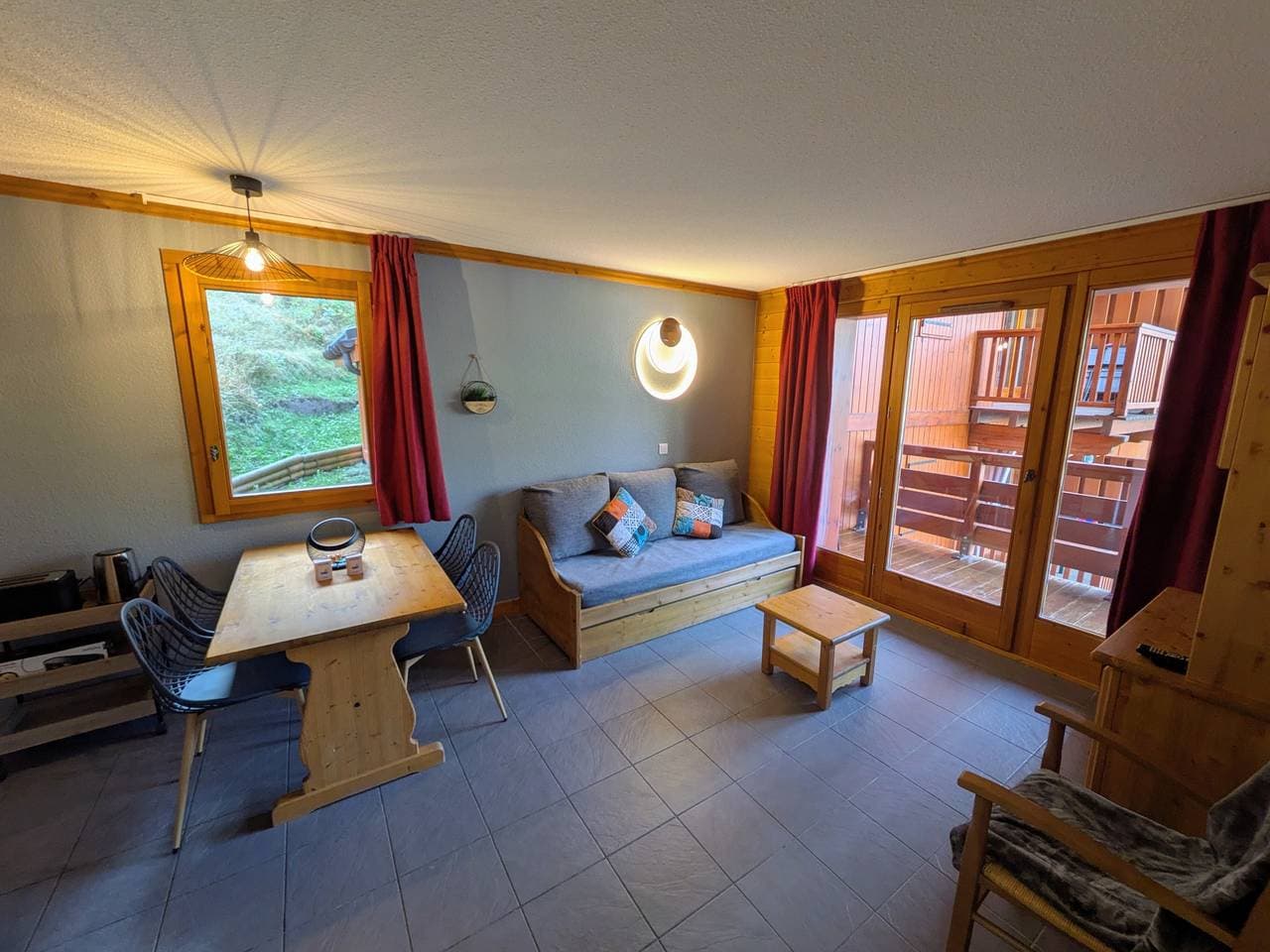 Foto 8 von 26: Appartement Aster 203 in Valloire – Bergblick, Pool & Südbalkon
