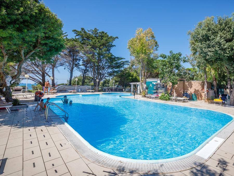 Foto 2 von 34: Camping Miramare Village - Bungalow 2 personen