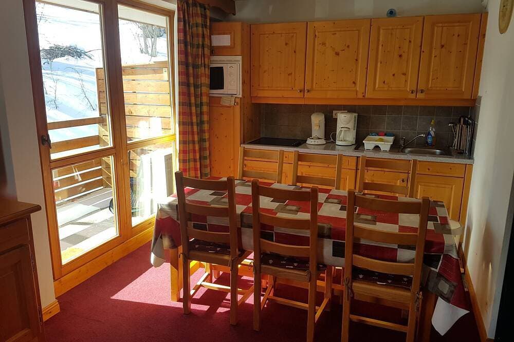 Komfortable \"5 Personen\" in der Nähe der Piste und Skischule. Kostenlose Tiefgarage 1