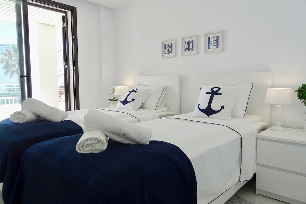Foto 6 von 30: Neu Casares del Mar.  Spektakuläre Wohnung in erster Linie. 80m2 Terrasse