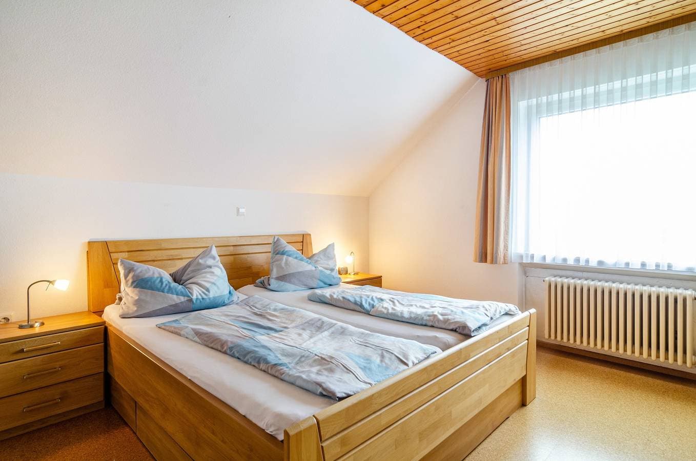 Foto 9 von 36: Ferienwohnung "Am Birnbaum" mit schönem Balkon und WLAN
