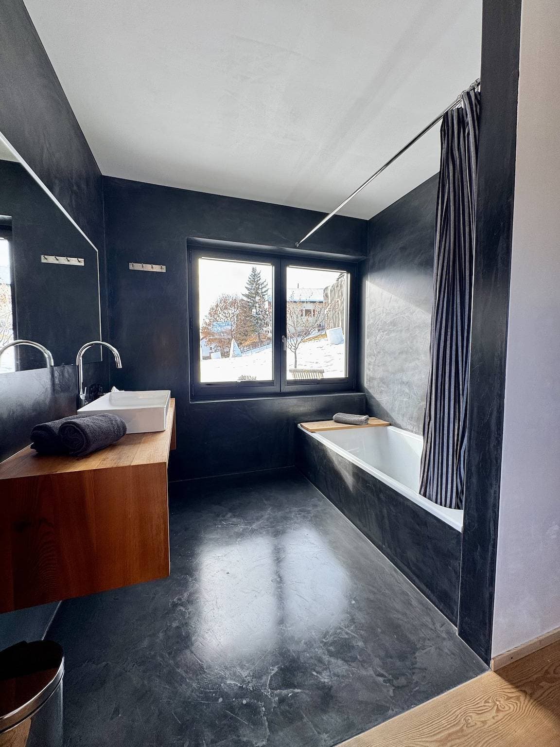 Foto 6 von 52: Chasa Vital - Hochwertige Ferienwohnung mit elegantem Ambiente in Sent