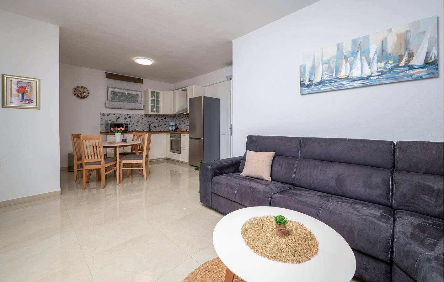 Foto 5 von 31: Reizendes Apartment mit einem Schlafzimmer in der Nähe des Strandes von Fažana, mit Terrasse und Parkplatz