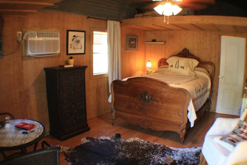 Foto 4 von 9: Quiet Cabin Retreat aka Butch's cabin