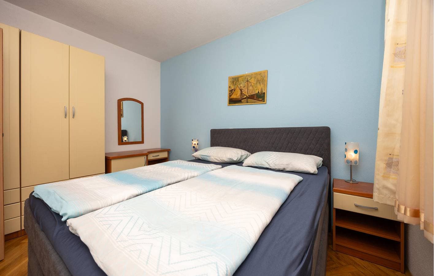 Foto 10 von 22: Urlaub am Meer: Gemütliche Ferienwohnung mit Terrasse und WLAN, 600 m vom Strand Uvala Bočići entfernt